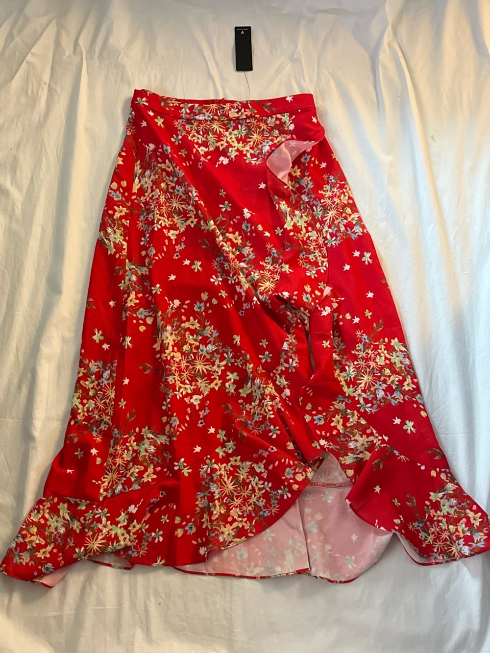 Lulu’s Floral Red A-Line Skirt Size S